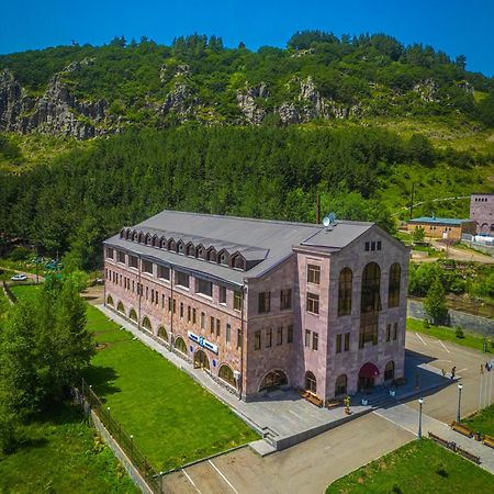 Armenia Hotel Джермук Екстериор снимка